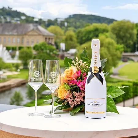 호텔 Schweizerhaus Bad Kiѕsingen - Luxury Boutique Am Rosengarten 바트키싱엔