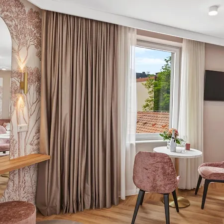 Schweizerhaus Bad Kiѕsingen - Luxury Boutique Am Rosengarten *