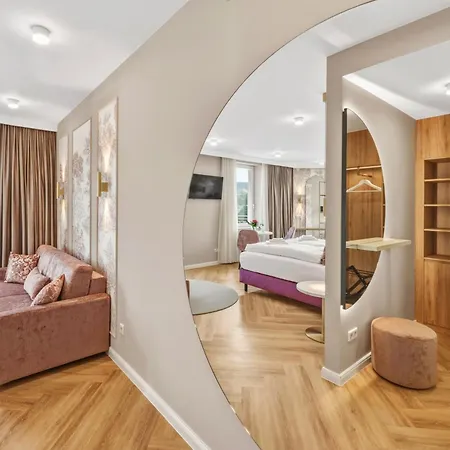 호텔 Schweizerhaus Bad Kiѕsingen - Luxury Boutique Am Rosengarten 바트키싱엔