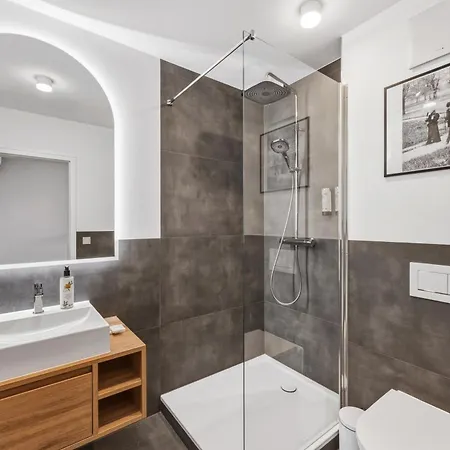 호텔 Schweizerhaus Bad Kiѕsingen - Luxury Boutique Am Rosengarten *