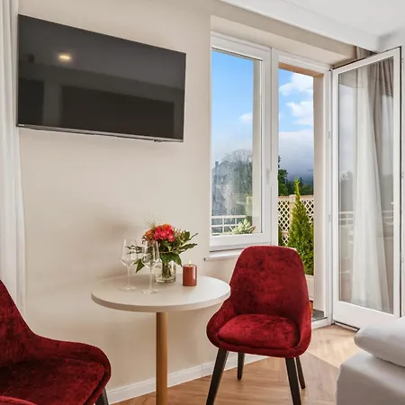 Schweizerhaus Bad Kiѕsingen - Luxury Boutique Am Rosengarten * 바트키싱엔